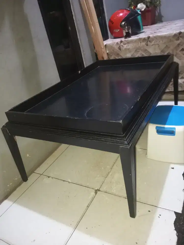 Dijual meja tamu masih bagus