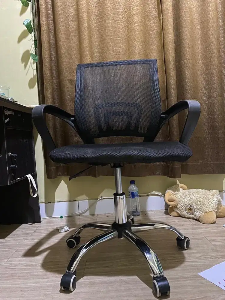 Kursi kantor / kerja / belajar bekas