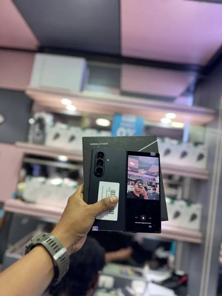 Samsung Z Fold 7 12/256Gb Sein Fullset Original 1 bulan pakai likenew