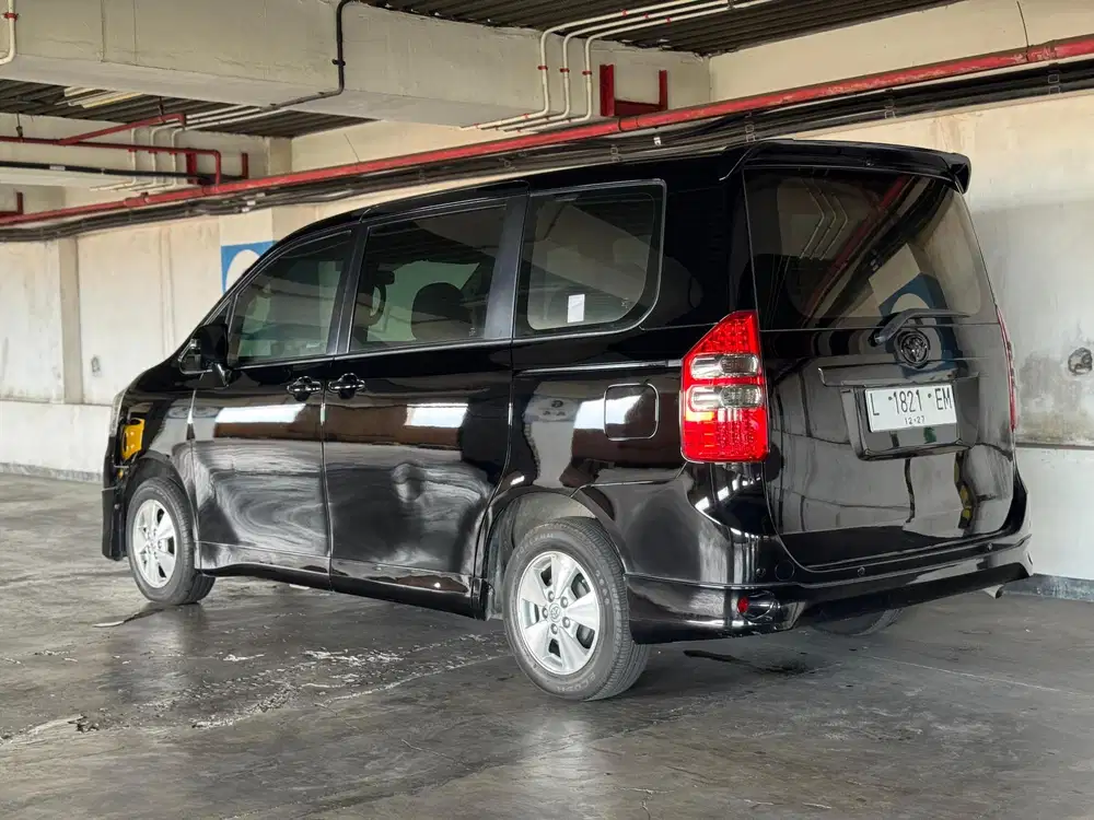 Toyota Nav1 2013 Bensin