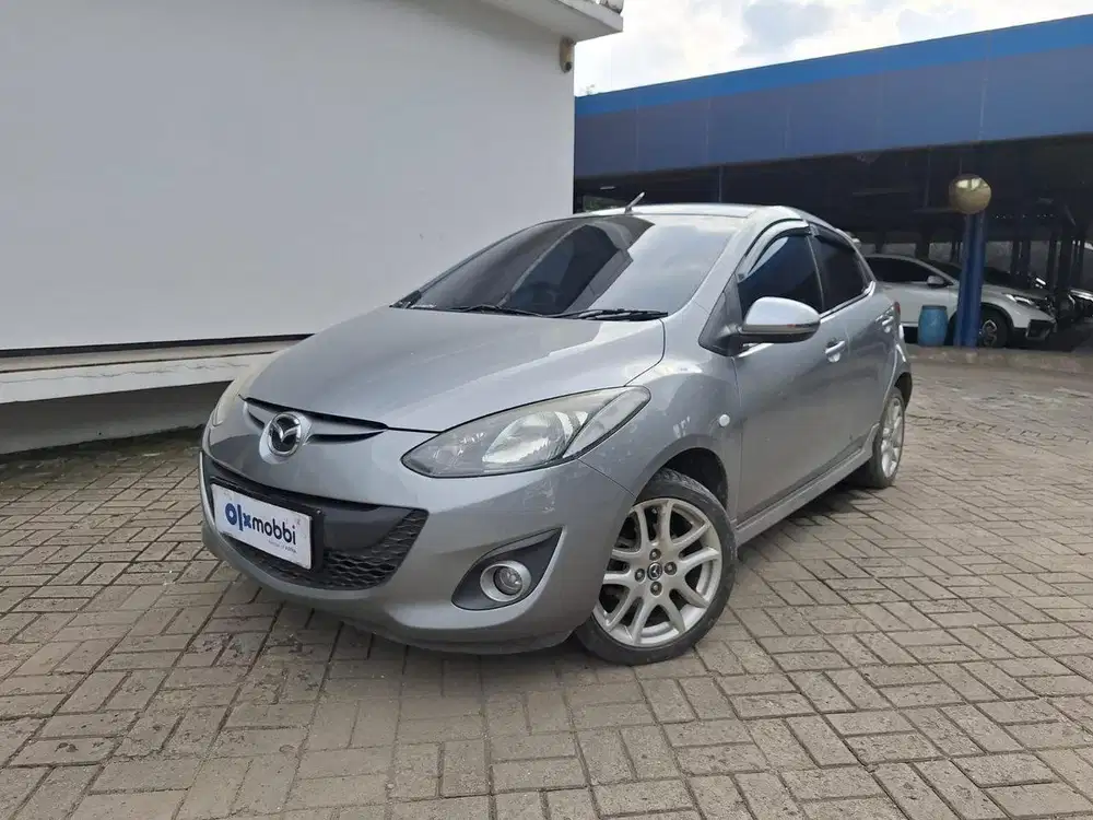 DP 1 JUTA Mazda 2 1.5 Sport Bensin-AT 2013 EYC
