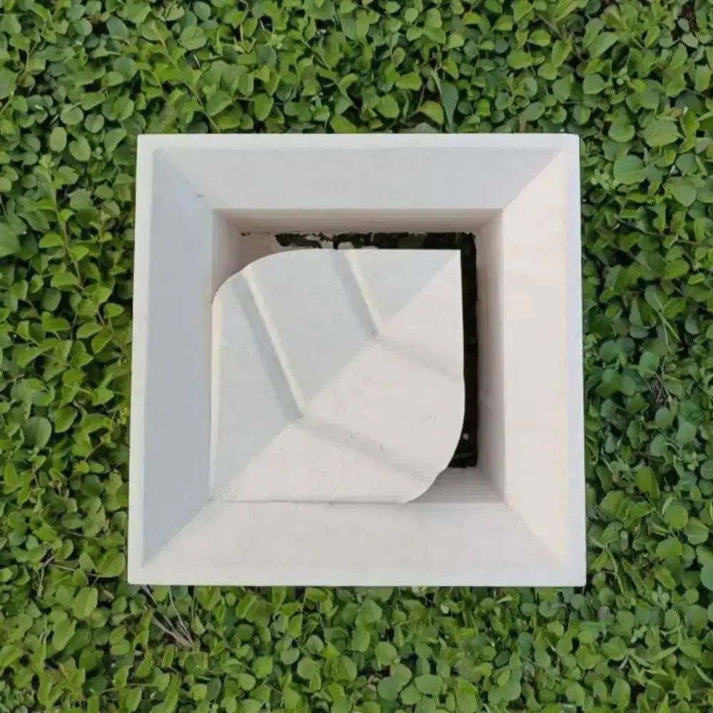 Roster beton minimalis