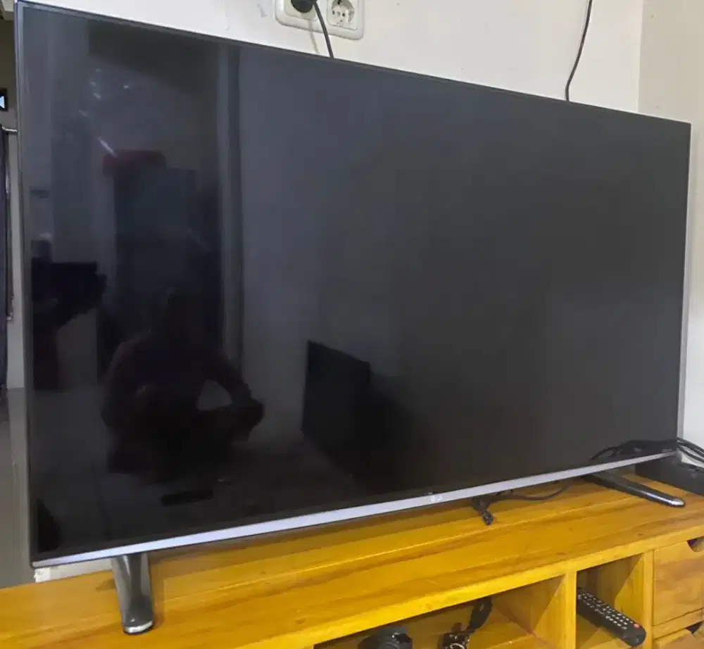 Led LG ukuran 50inc sudah smart tv