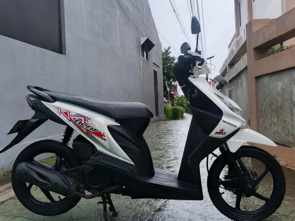 Honda beat karbu 2012 stater tokcer halus mulus terawat
