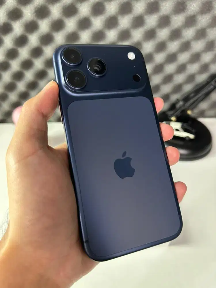 iPhone 17 Pro Max 256gb Deep Blue iBox