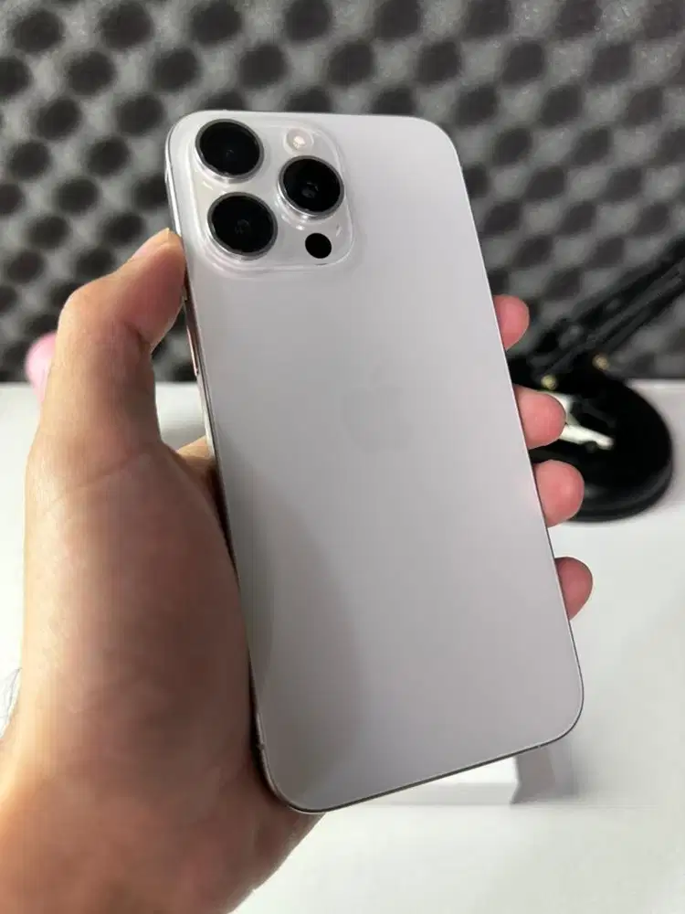 iPhone 15 Pro Max 256gb White Titanium Ex iBoz