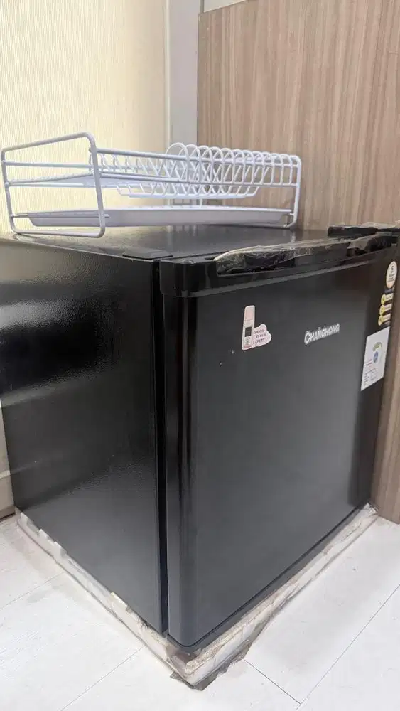 Kulkas mini bar lemari es Changhong