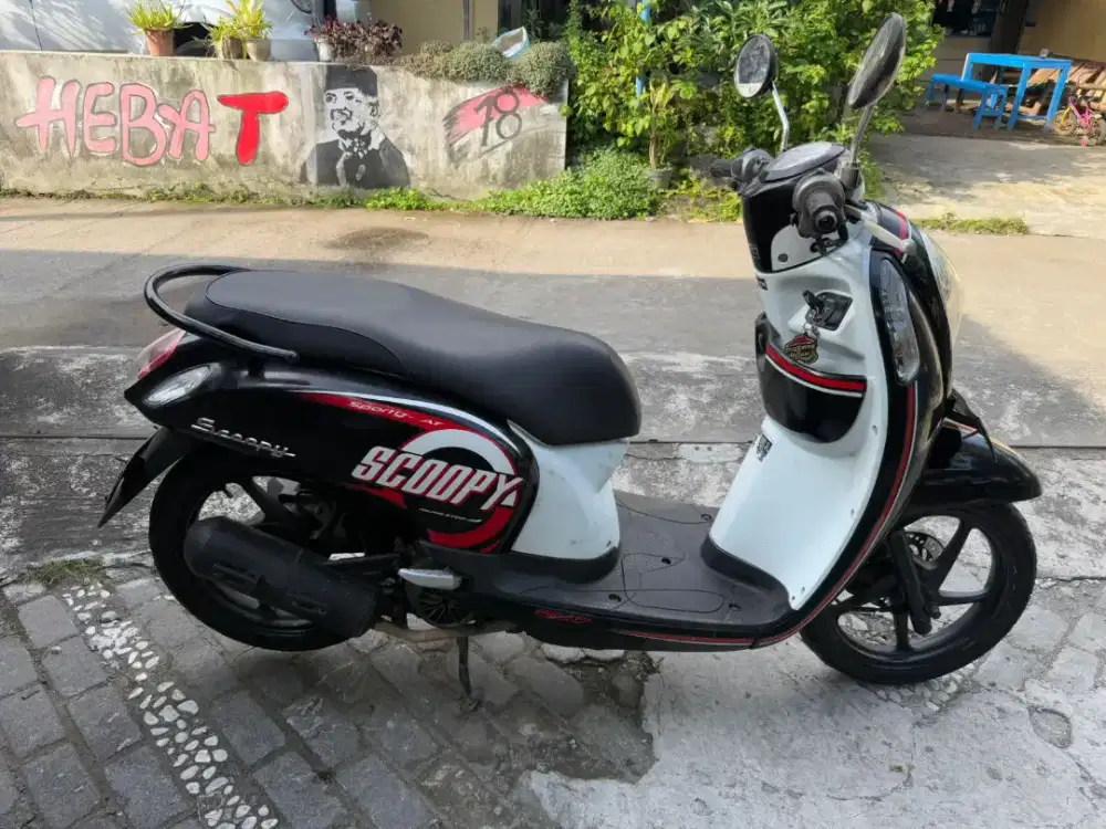 Scoopy esp stater halus THN 2016 plat AB Kota