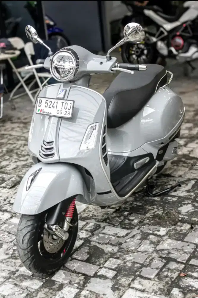 Vespa GTS 150 Super Sport ( SS) 2023