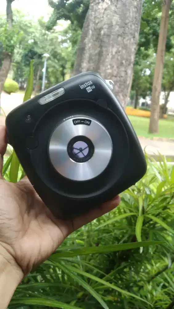 Camera Fujifilm instax SQ 10 kondisi normal