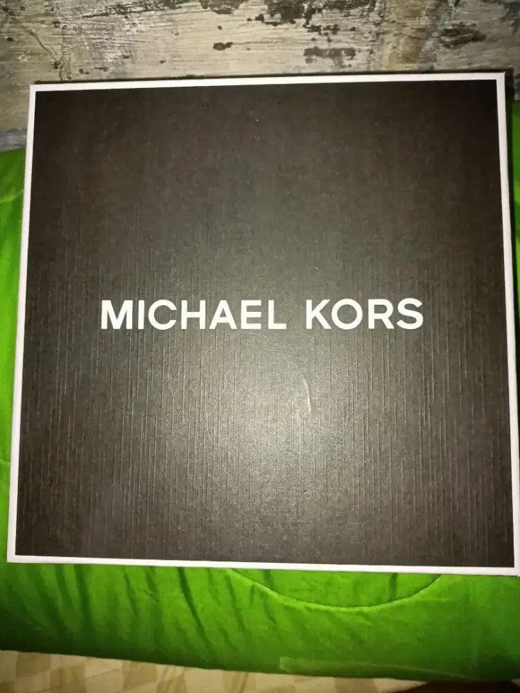 Ikat Pinggang Michael Kors