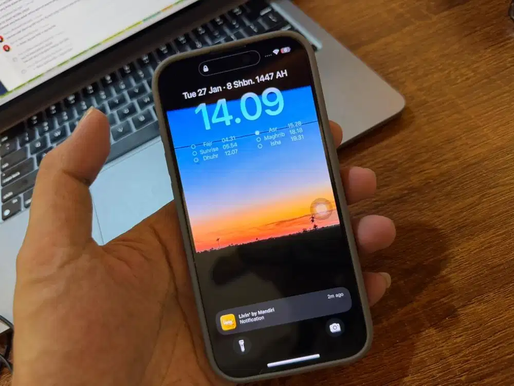 Iphone 15 Pro Natural Titanium 256GB ex-Ibox