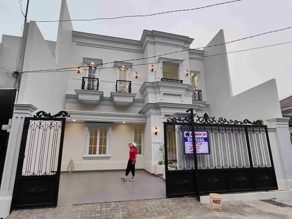 DIJUAL RUMAH MEWAH AMERICAN MODERN DALAM KOMPLEK DI JOGLO JAKARTA BARAT
