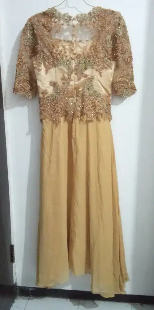 Dress / Gaun Pesta Panjang by custom oleh designer