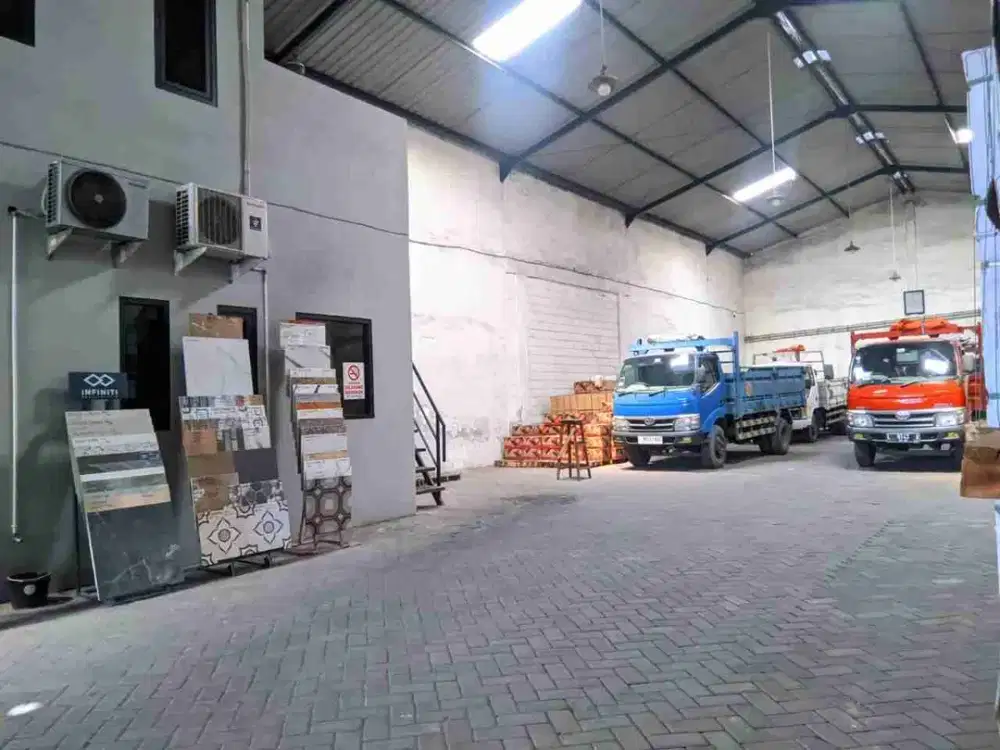 DIJUAL MURAH! GUDANG MARGOMULYO PERMAI LUAS 600AN SIAP HUNI KONDISI BAGUS