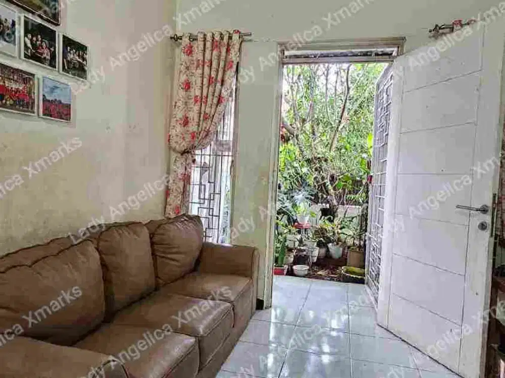 Dijual rumah siap huni taman kopo indah 3