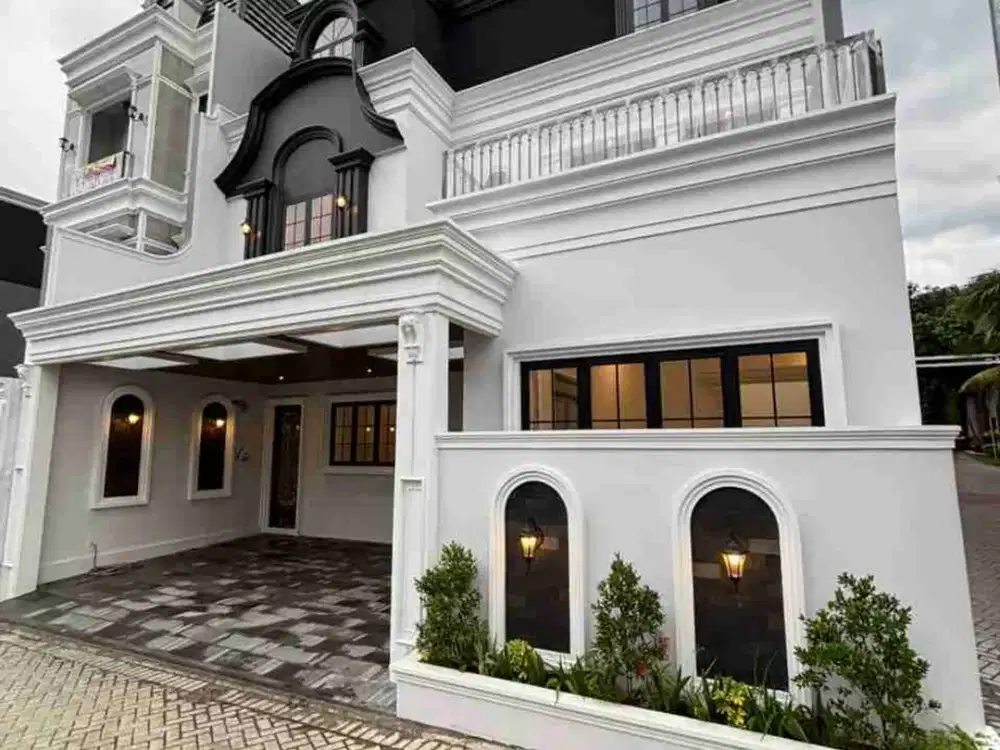 Di jual rumah mewah  lokasi strategis bebas banjir di jagakarsa jaksel