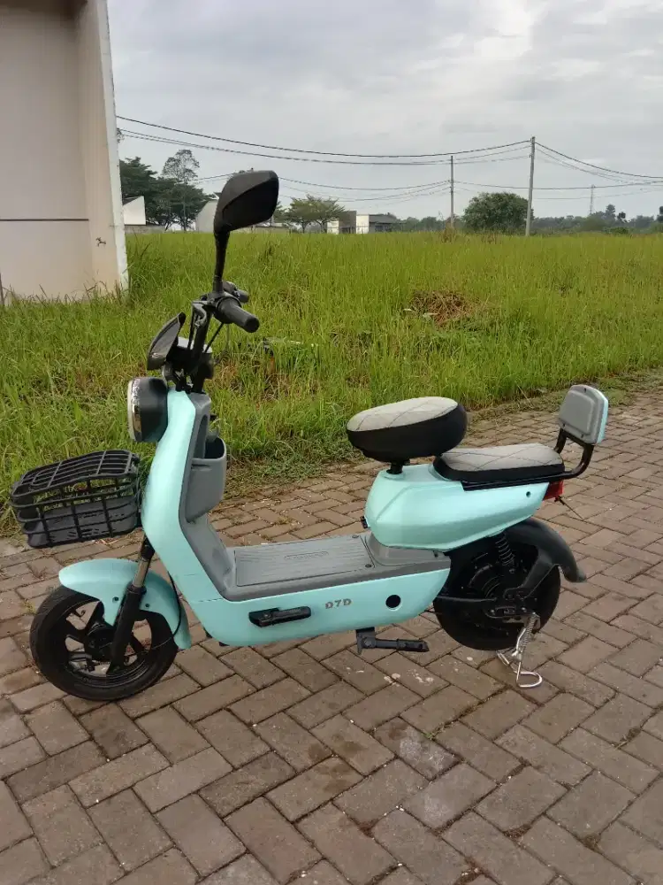 Dijual sepeda listrik Uwifly