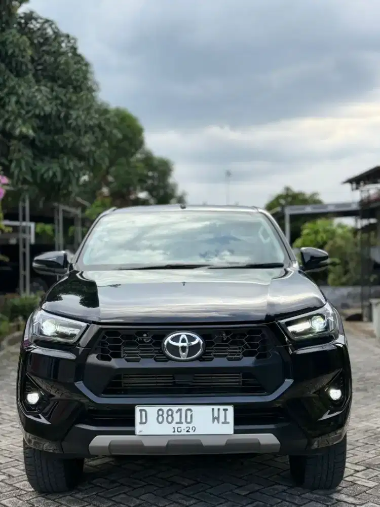 HILUX V DIESEL FACELIFT TH 2024