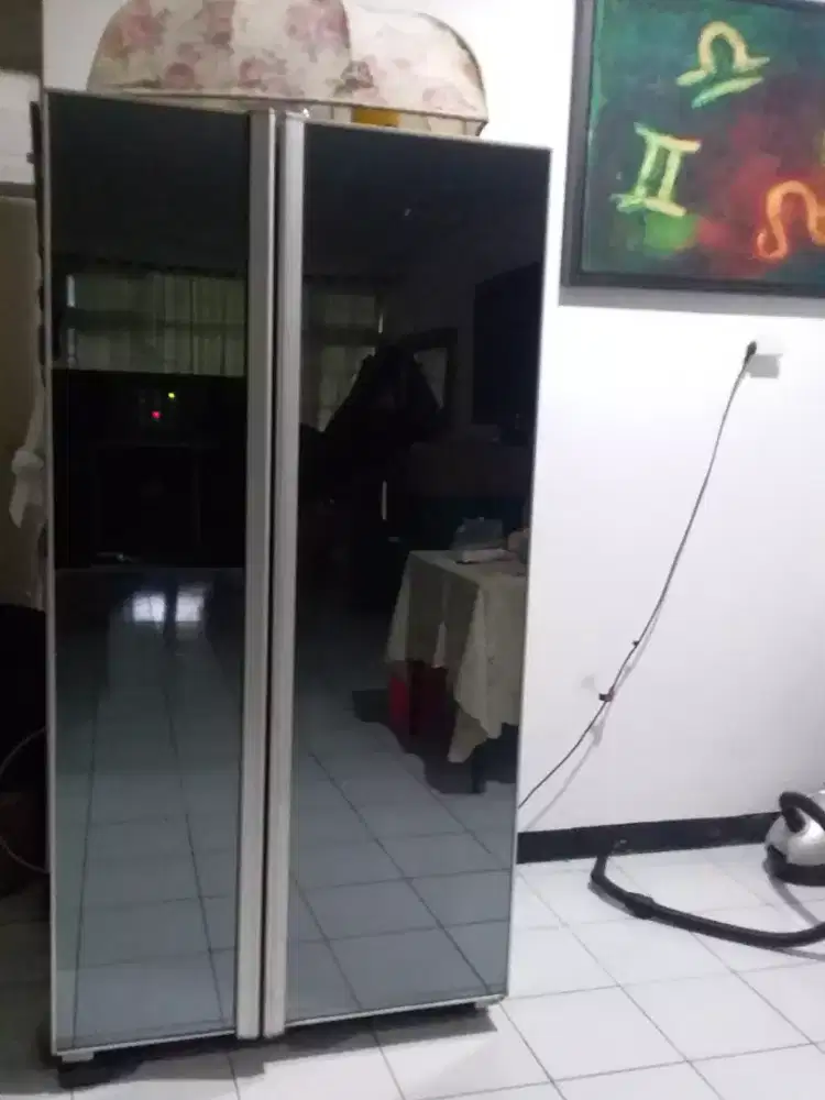 kulkas white westhinghouse