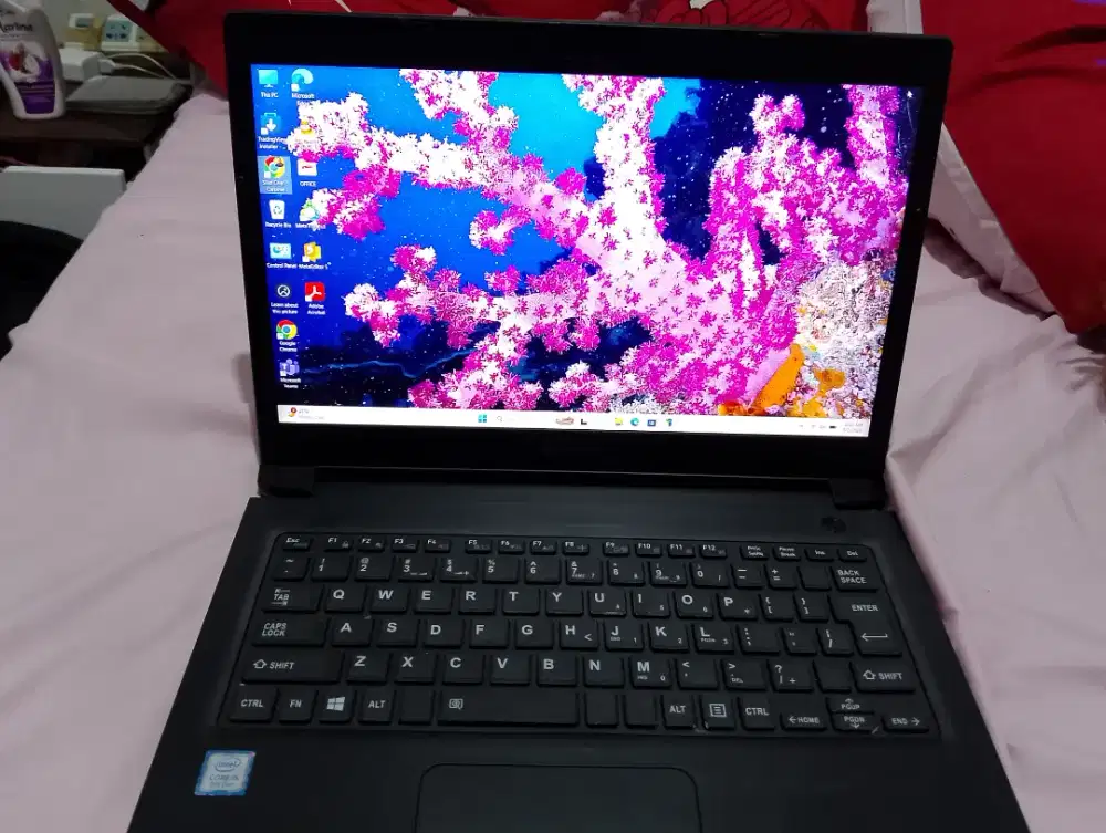 Laptop Toshiba dynabook 8gb/256gb BU