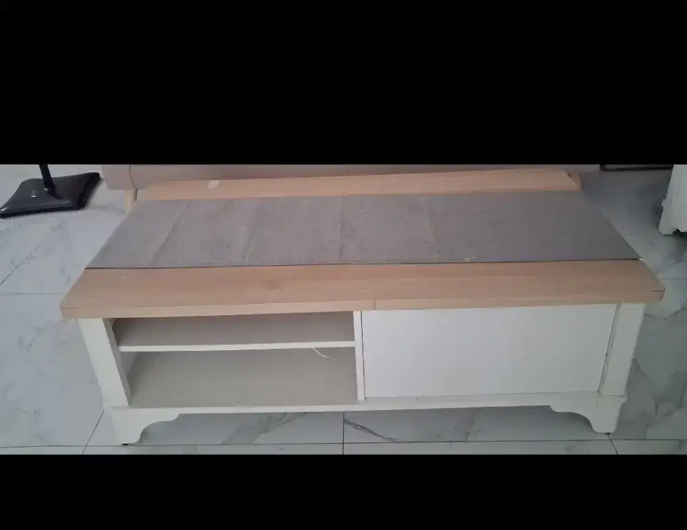 Jual Meja Tamu Informa Cascade Putih