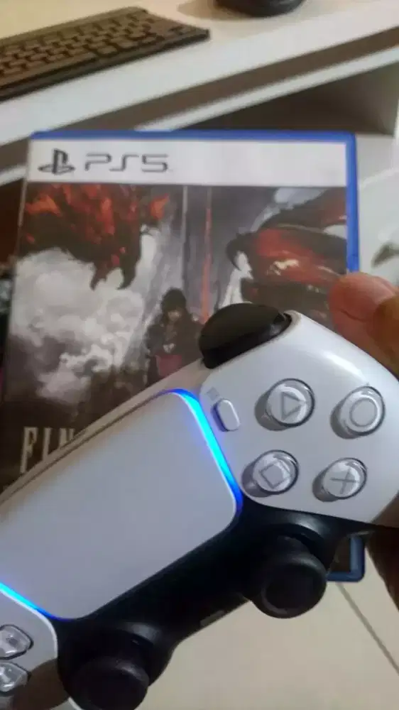 Dualsense/stik PS5 seken ori like new + charging dock ori fullset gas!