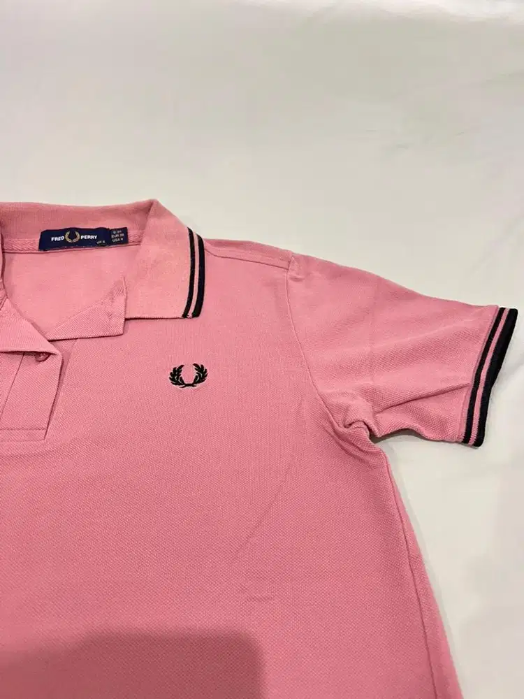 Fred Perry Polo Pink Original Women Size UK 8 Kondisi Excellent