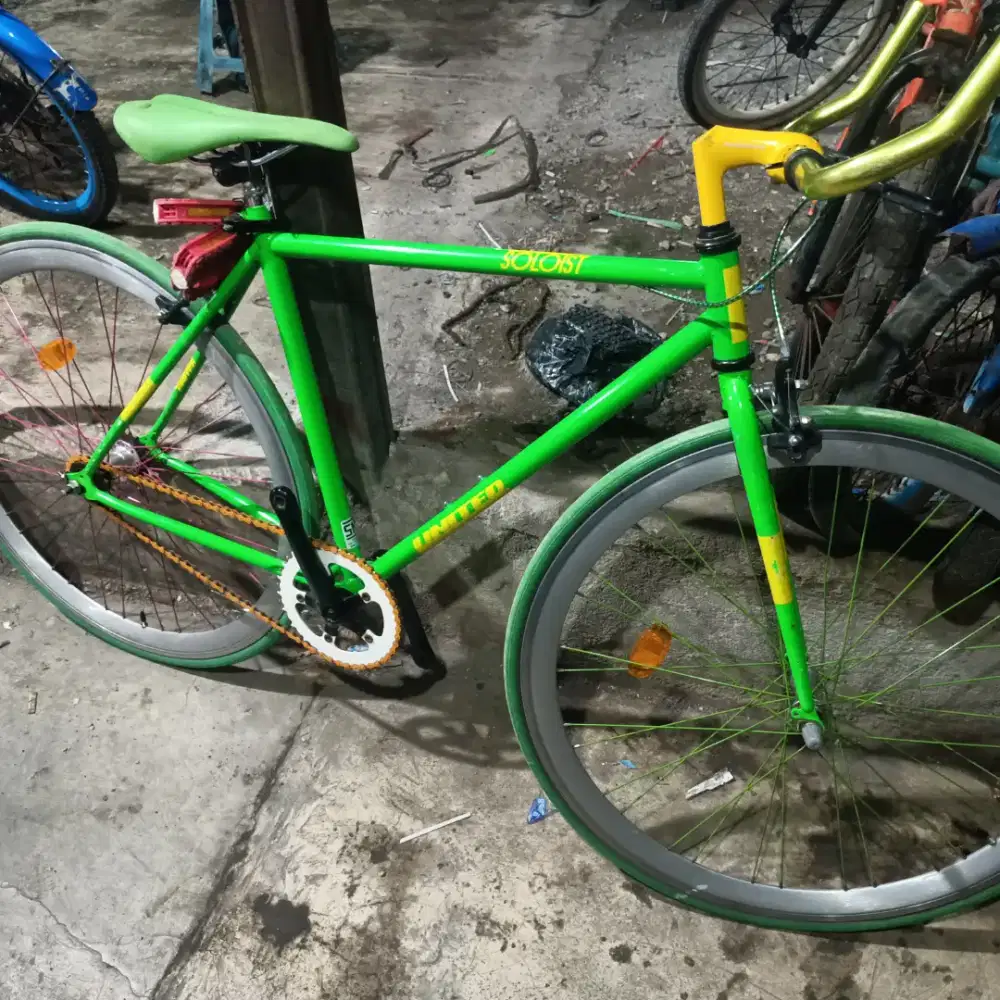 Sepeda piksi siap pakai