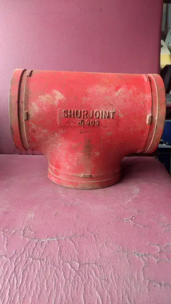 EQUAL TEE 6 INCH SHURJOINT 903 TAIWAN