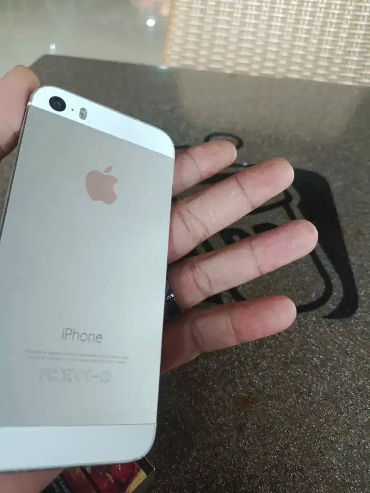 Jual ip 5s sesuai deskripsi