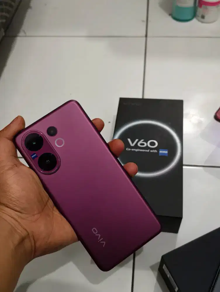 Vivo V60 5G 12/512 Fullset