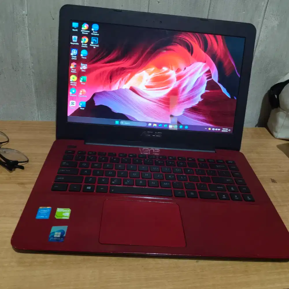 Laptop Asus Core i5 Ram 8/128 SSD Nvidia