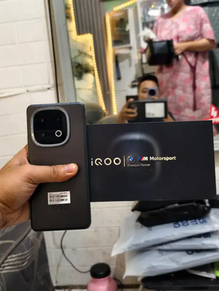 Iqoo 13 12/256 Fullset Likenew