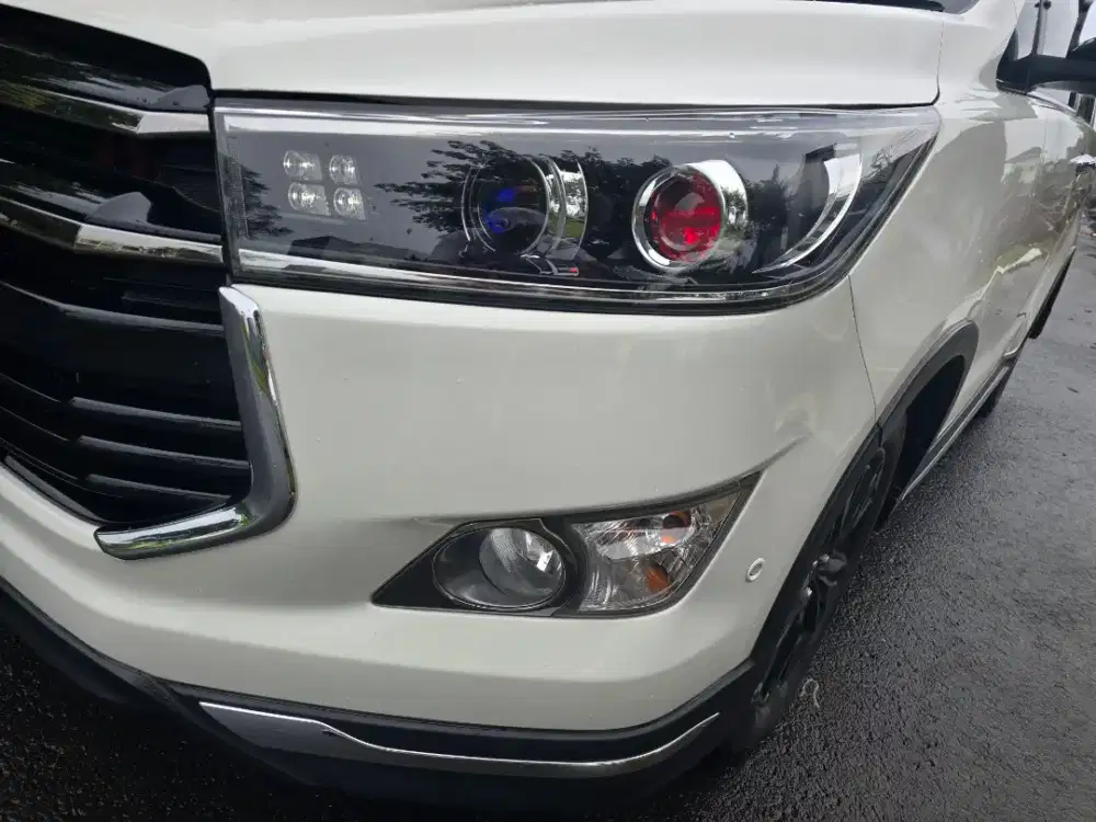 VENTURER AT DIESEL 2019 LOW KM