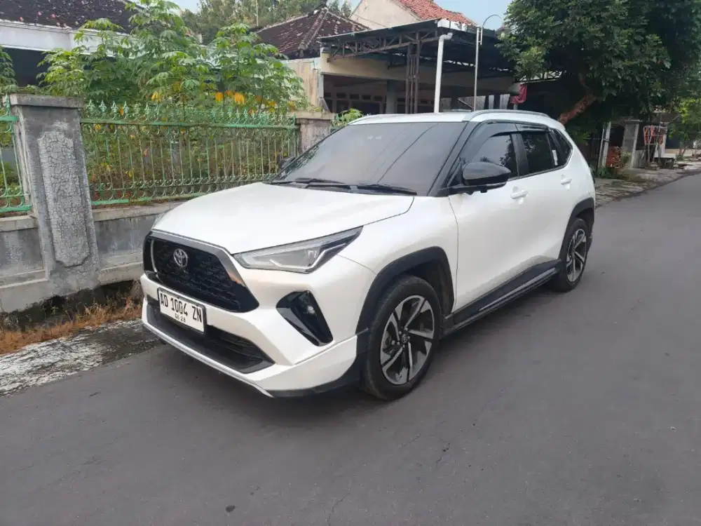 Toyota Yaris cross S tss matic 2023 asli AD tgn 1 km 7 ribu sprti baru