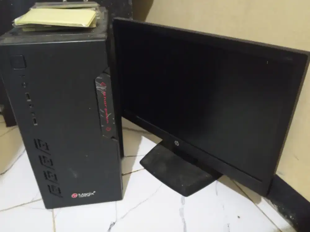 PC dan monitor di jual