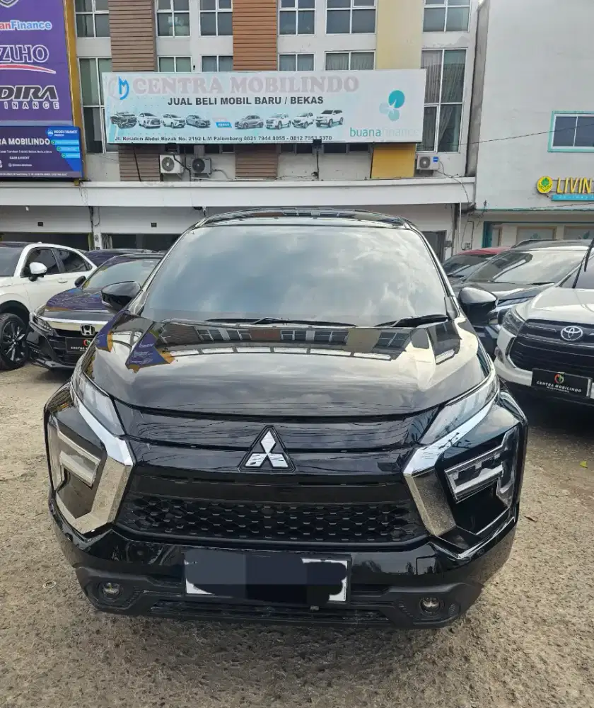 Xpander Exceed 1.5 MT 2023 hitam istimewa dp 28 jt