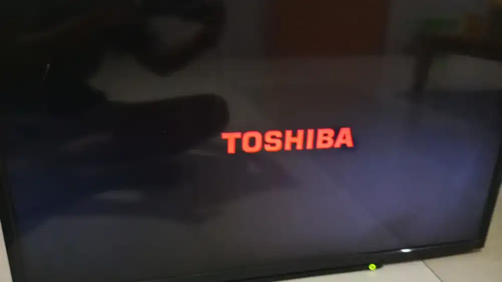 TV LED Toshiba 32inch