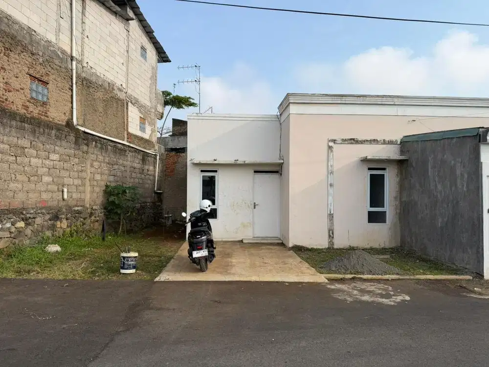 Dikontrakan rumah baru.