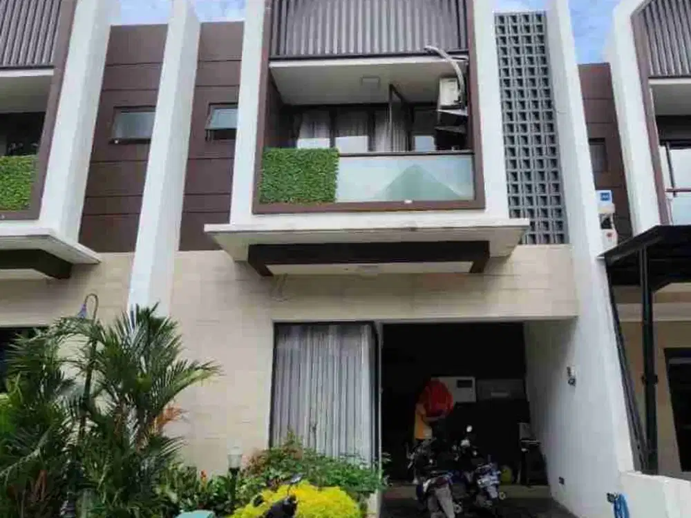 Dijual rumah mewah modern harga murah dari pasaran! lokasi nyaman & strategis akses mobil. (VIA LELANG)