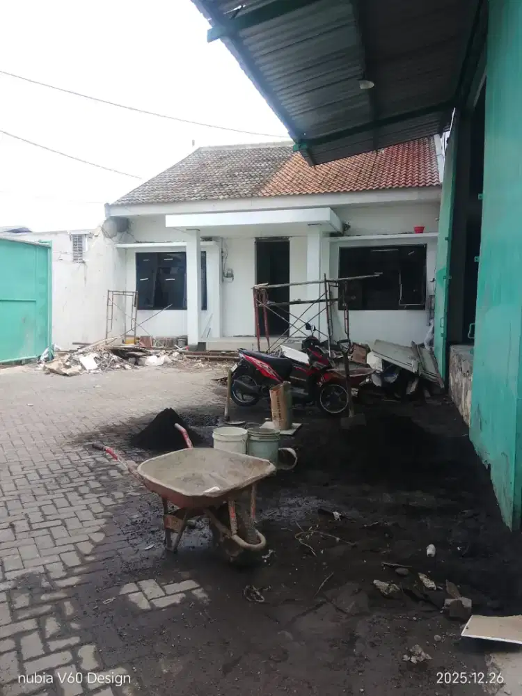 PDAM GUDANG Surimulia Margomulyo. Loading dock. Sebelah tol