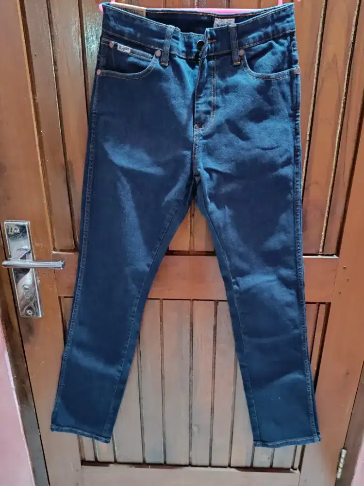 Celana Jeans Wrangler Spencer Size 29 Baru
