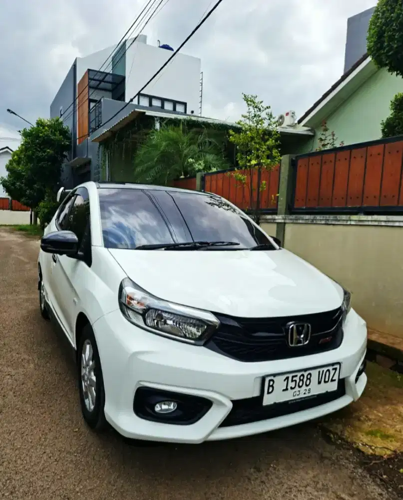Honda Brio E 2023 km 6 ribu upgread RS