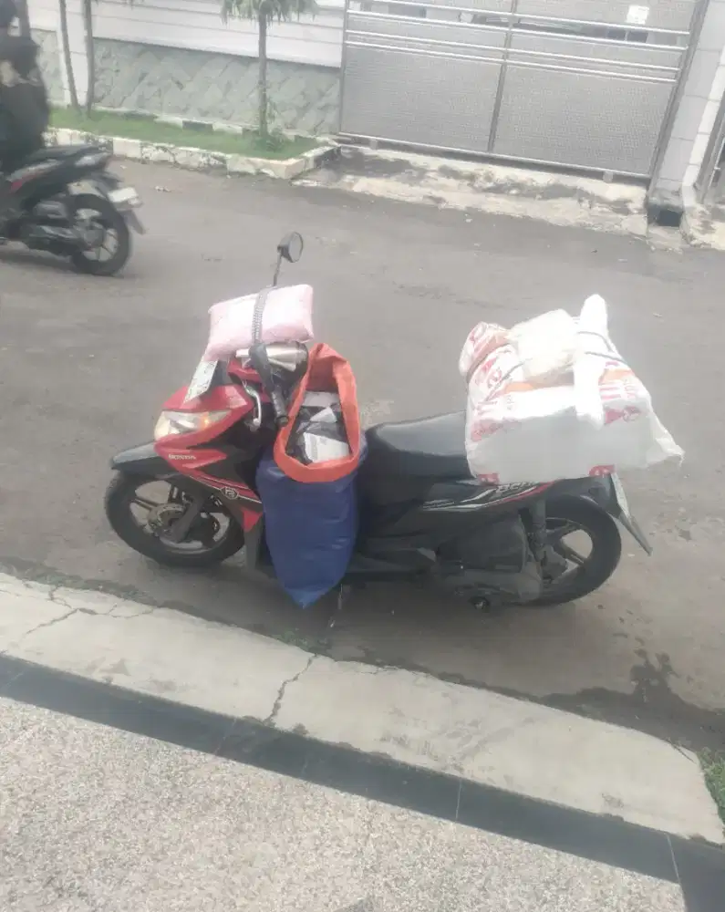 Urgent Lowongan Kurir Paket