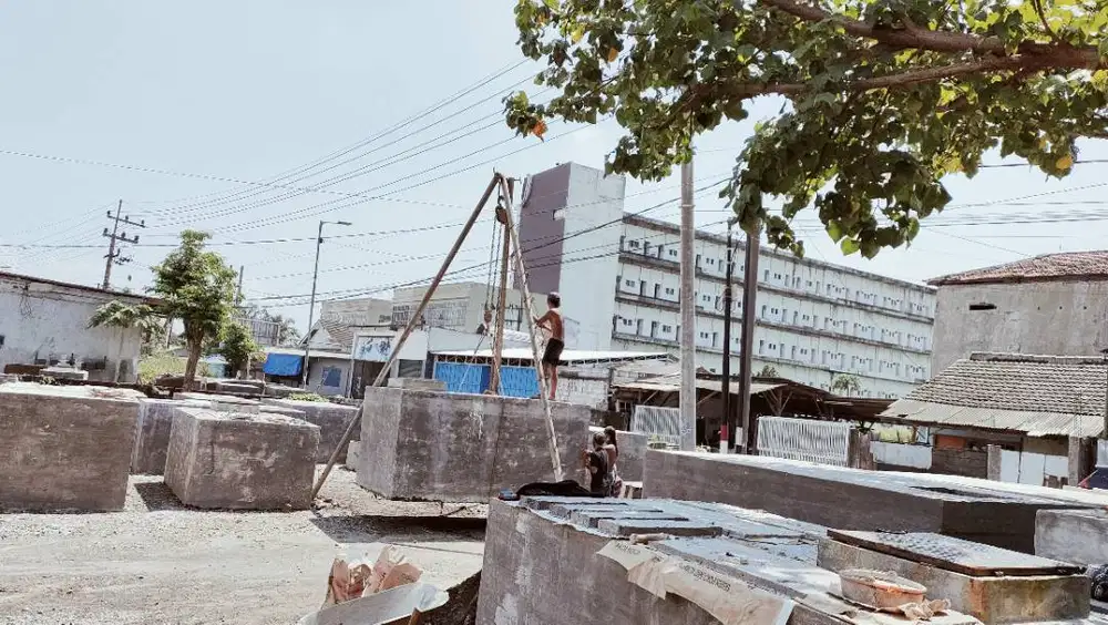 tandon air tanam kapsitas 6000 liter malang