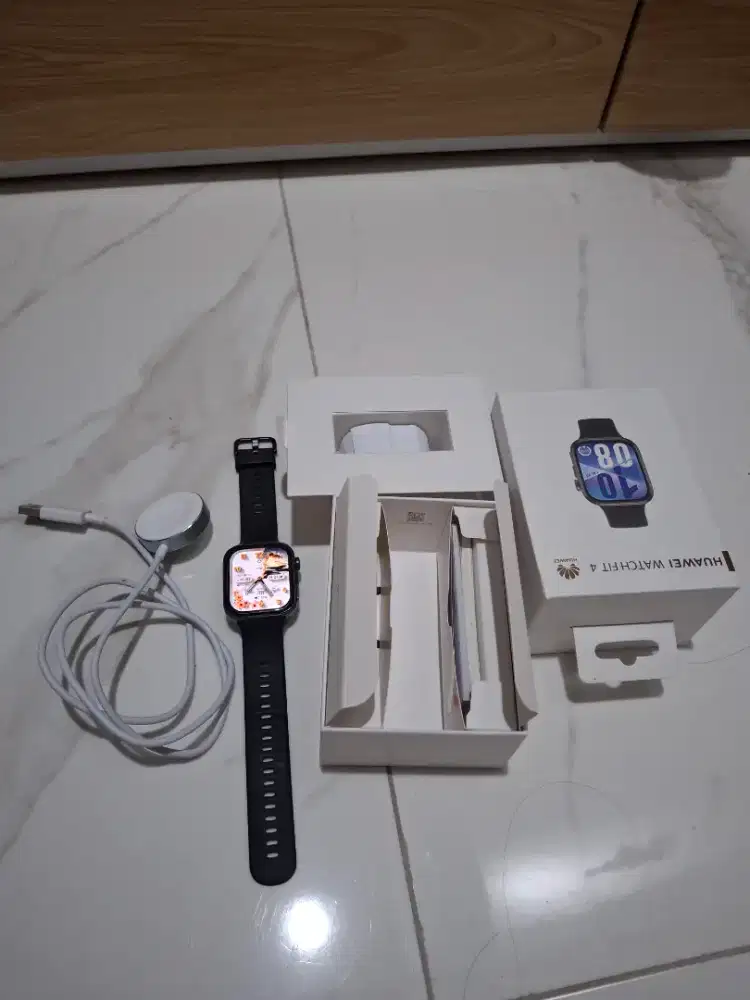 Huawei Watch Fit 4