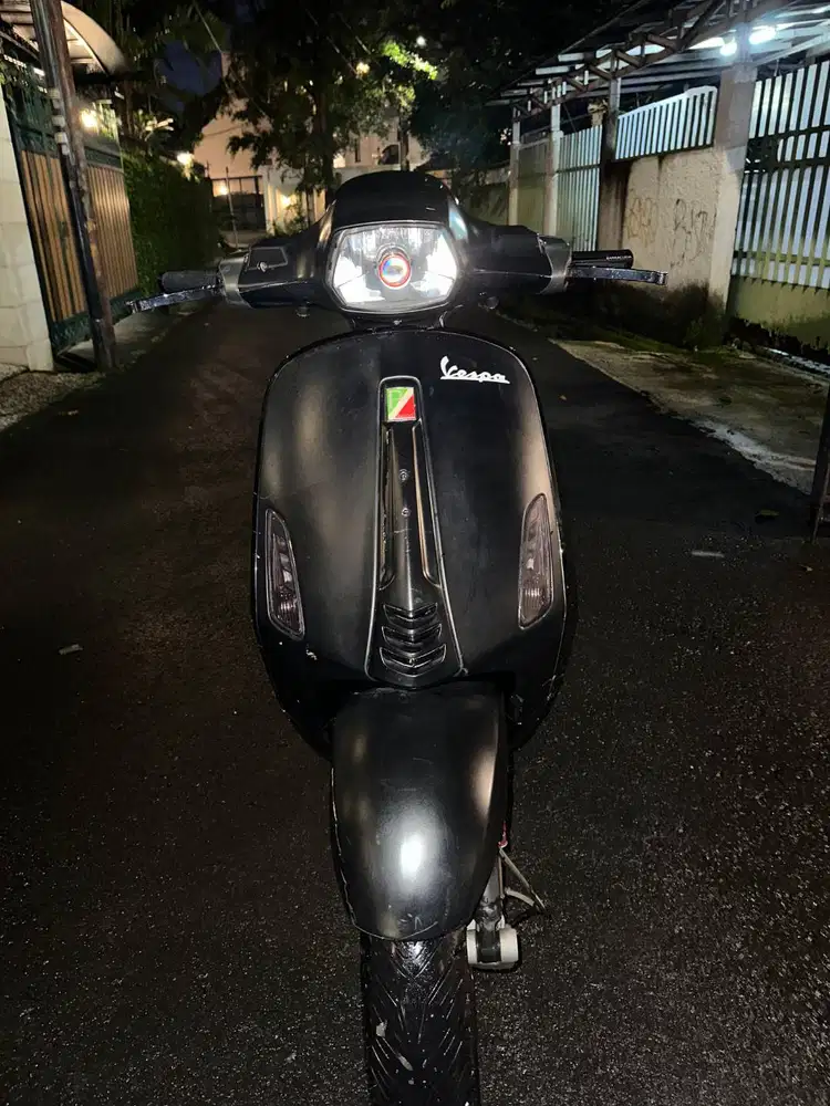 Vespa Sprint 3V 2015 Matte Black