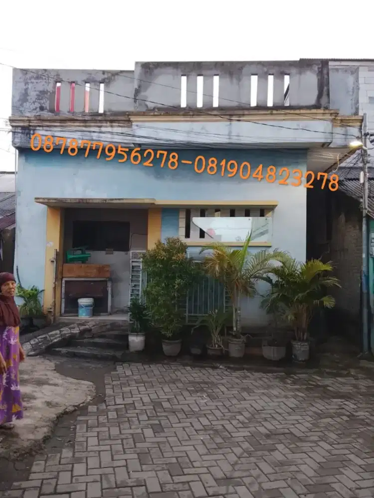 Dijual rumah plus kontrakan