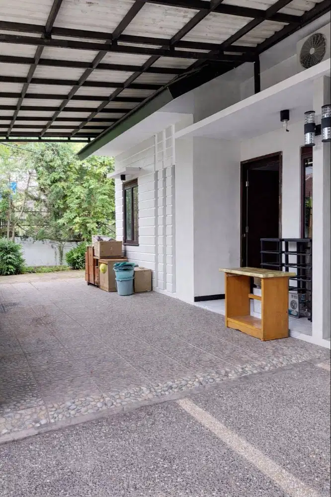 Dijual Rumah di Taman Kopo Indah Bandung Posisi Hook